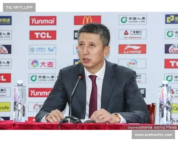 如何通过中场对话提升球队协作与战术执行力进而改善整体表现